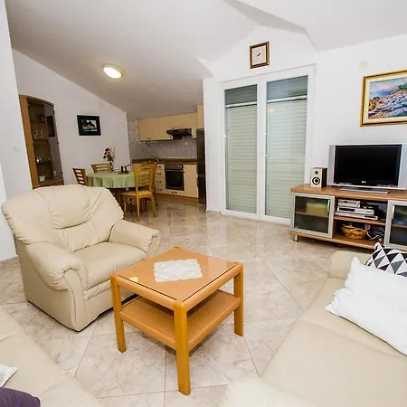 Appartement Rose Primošten